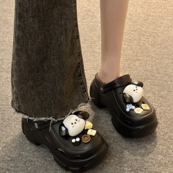Women Sandals Cartoon Cute Dog Platform Hole Shoes Female Stepping on Poo Feeling Beach Shoes Summer 2025 New Slippers Wholesale