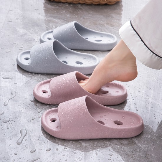 EVA Antislip Sole Leaking Water Bathroom Slippers Toilet Slides Shower Comfortable Light EVA Antislip Sole Leaking Water Bathroom Slippers Toilet Slides Shower Comfortable Light